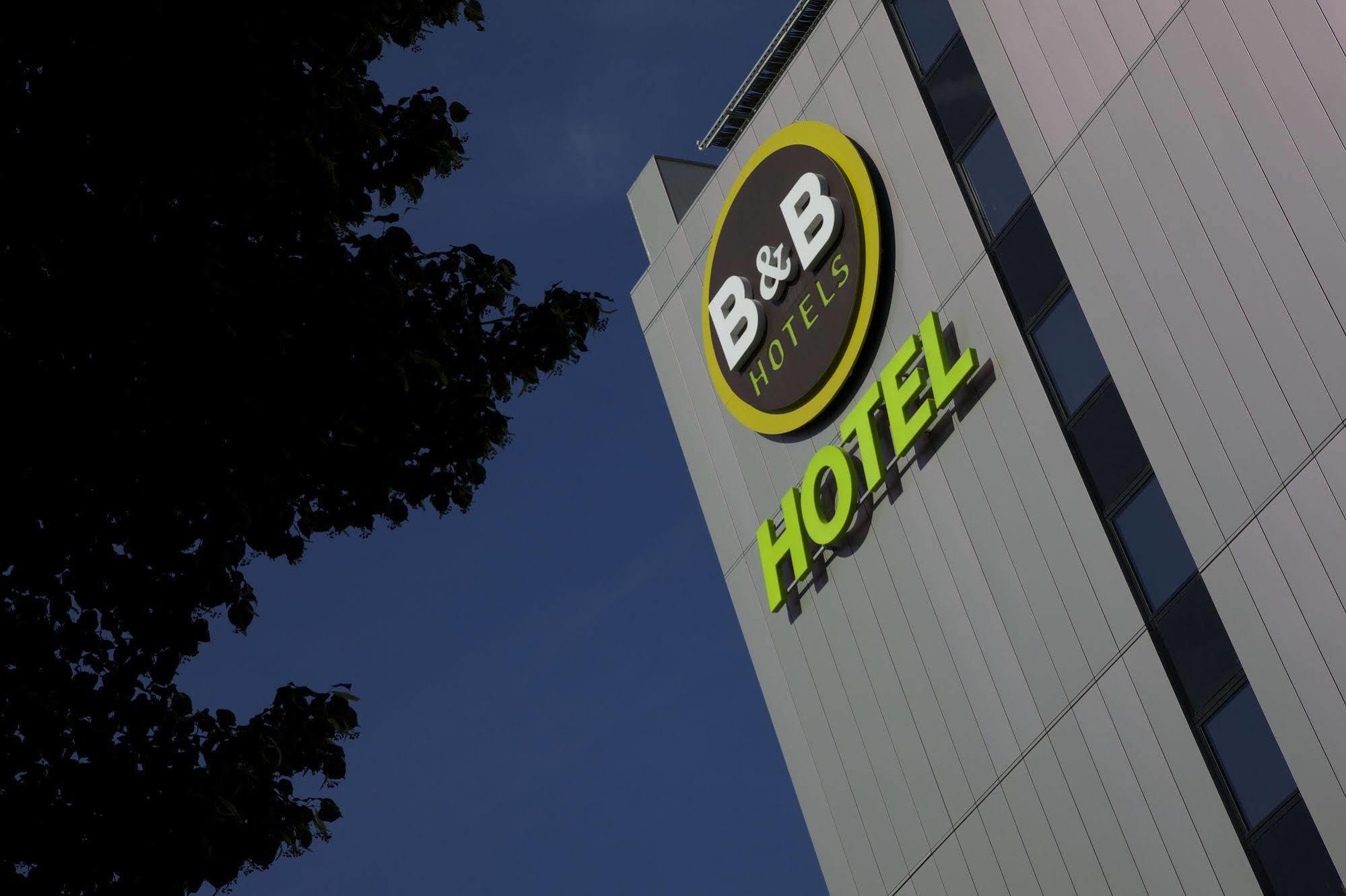 B&B Hôtel Paris Porte des Lilas Exterior foto